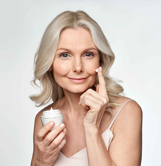 Skin with the presence of fine or deeper wrinkles, generally accompanied by loss of firmness and sometimes prone to blemishes.